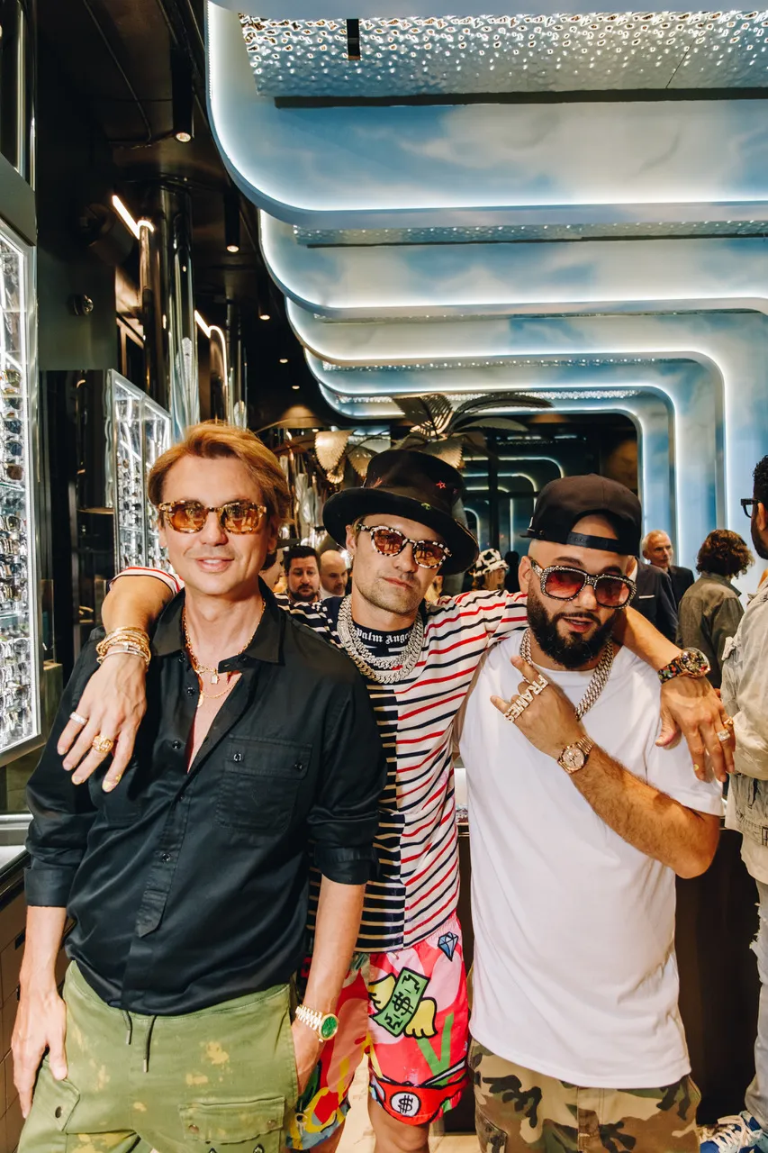 Vintage Frames Company | Grand Opening of First US Flagship
